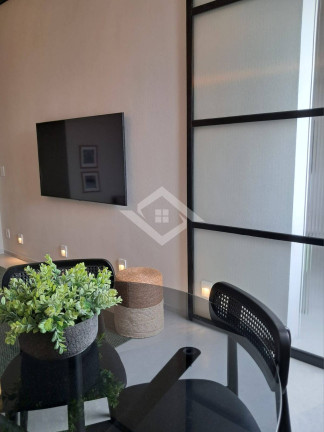 Imagem Apartamento com 1 Quarto à Venda, 42 m² em Copacabana - Rio De Janeiro Imagem Apartamento com 1 Quarto à Venda, 42 m² em Copacabana - Rio De Janeiro