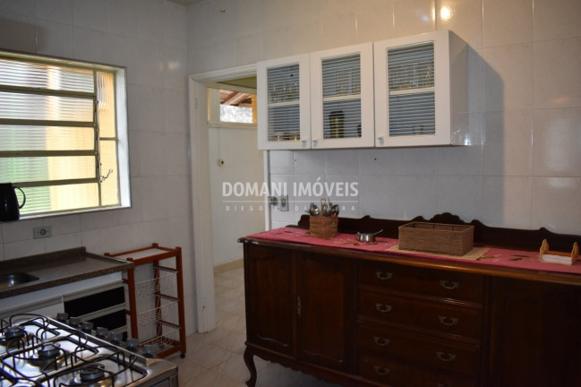 Imagem Casa com 4 Quartos à Venda, 424 m² em Região Do Alto Do Capivari - Campos Do Jordão Imagem Casa com 4 Quartos à Venda, 424 m² em Região Do Alto Do Capivari - Campos Do Jordão