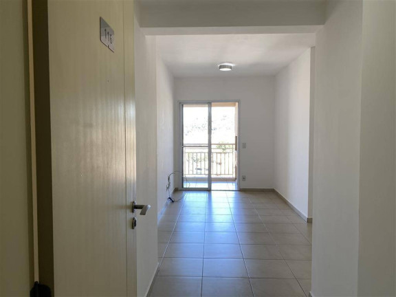 Imagem Apartamento com 3 Quartos para Alugar, 72 m² em Jardim Tupanci - Barueri