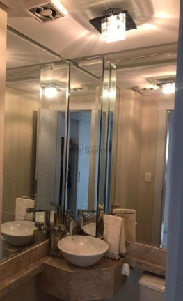 Imagem Apartamento com 3 Quartos à Venda, 129 m² em Centro - Balneário Camboriú Imagem Apartamento com 3 Quartos à Venda, 129 m² em Centro - Balneário Camboriú