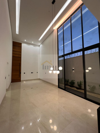 Imagem Casa com 4 Quartos à Venda, 224 m² em Residencial Vereda Dos Buritis - Goiânia Imagem Casa com 4 Quartos à Venda, 224 m² em Residencial Vereda Dos Buritis - Goiânia
