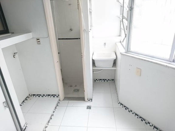 Imagem Imóvel com 3 Quartos à Venda, 130 m² em Icaraí - Niterói Imagem Imóvel com 3 Quartos à Venda, 130 m² em Icaraí - Niterói