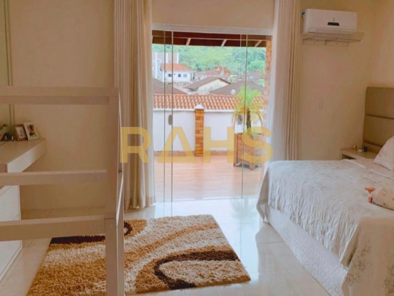 Imagem Casa com 2 Quartos à Venda, 228 m² em Aventureiro - Joinville Imagem Casa com 2 Quartos à Venda, 228 m² em Aventureiro - Joinville