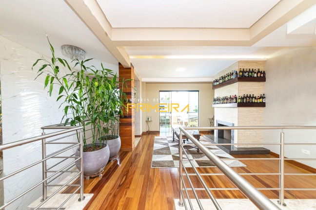 Imagem Casa com 6 Quartos à Venda, 950 m² em Santa Maria - Colombo