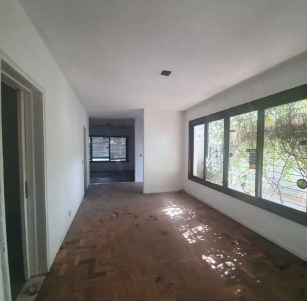 Imagem Casa com 2 Quartos à Venda, 142 m² em Três Figueiras - Porto Alegre Imagem Casa com 2 Quartos à Venda, 142 m² em Três Figueiras - Porto Alegre