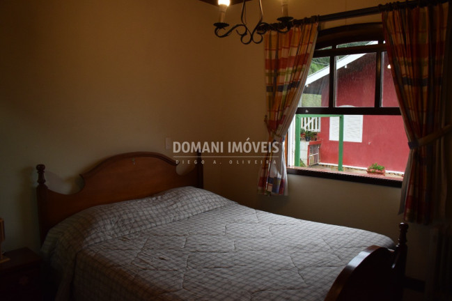 Imagem Casa com 4 Quartos à Venda, 196 m² em Região Do Alto Da Vila Inglesa - Campos Do Jordão Imagem Casa com 4 Quartos à Venda, 196 m² em Região Do Alto Da Vila Inglesa - Campos Do Jordão