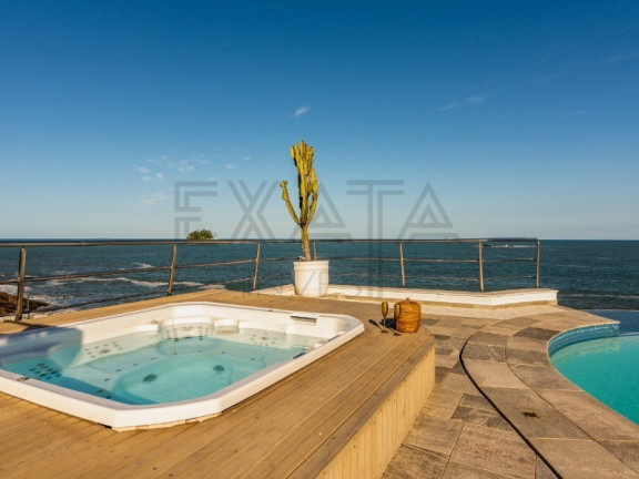Imagem Casa com 10 Quartos à Venda, 818 m² em Balneario Praia Do Pernambuco - Guarujá