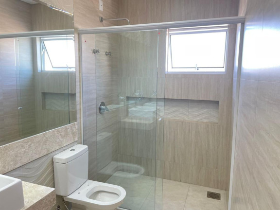 Imagem Casa com 3 Quartos à Venda, 375 m² em Jardim Itália - Cuiabá Imagem Casa com 3 Quartos à Venda, 375 m² em Jardim Itália - Cuiabá