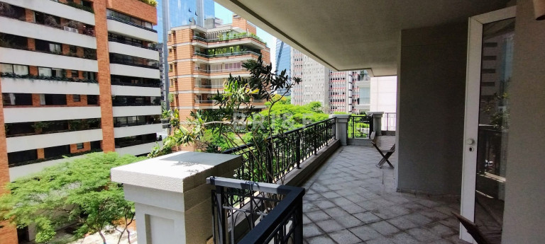 Imagem Apartamento com 2 Quartos à Venda, 357 m² em Chácara Itaim - São Paulo Imagem Apartamento com 2 Quartos à Venda, 357 m² em Chácara Itaim - São Paulo