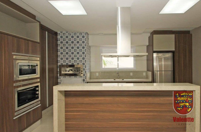Imagem Apartamento com 2 Quartos à Venda, 172 m² em Centro - Florianópolis Imagem Apartamento com 2 Quartos à Venda, 172 m² em Centro - Florianópolis