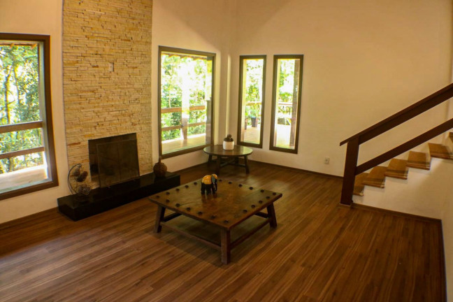 Imagem Casa com 3 Quartos à Venda, 270 m² em Quebra Frascos - Teresópolis Imagem Casa com 3 Quartos à Venda, 270 m² em Quebra Frascos - Teresópolis