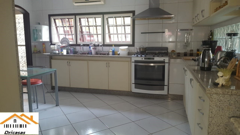 Imagem Casa com 6 Quartos à Venda, em Itacuruçá - Mangaratiba Imagem Casa com 6 Quartos à Venda, em Itacuruçá - Mangaratiba