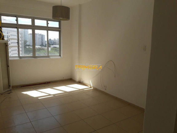 Imagem Apartamento com 1 Quarto à Venda, 56 m² em Centro - Curitiba Imagem Apartamento com 1 Quarto à Venda, 56 m² em Centro - Curitiba