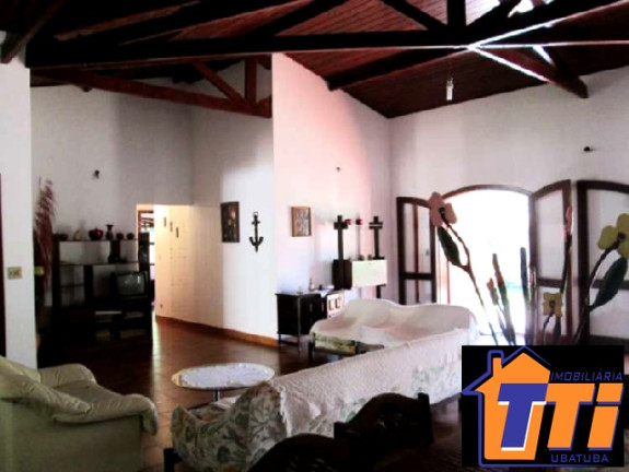 Imagem Casa com 3 Quartos à Venda, 241 m² em Perequê Mirim - Ubatuba Imagem Casa com 3 Quartos à Venda, 241 m² em Perequê Mirim - Ubatuba