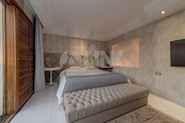 Imagem Imóvel com 5 Quartos à Venda, 422 m² em Três Figueiras - Porto Alegre Imagem Imóvel com 5 Quartos à Venda, 422 m² em Três Figueiras - Porto Alegre