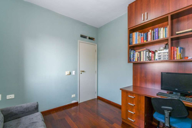 Imagem Apartamento com 4 Quartos à Venda, 200 m² em Moema - São Paulo