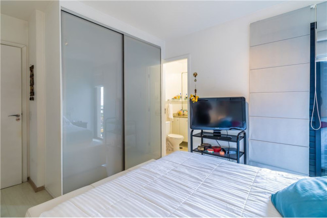 Imagem Imóvel com 2 Quartos à Venda,  em Vila Olímpia - São Paulo
