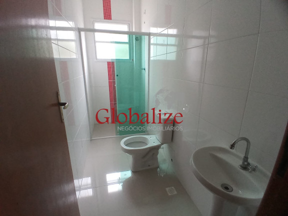 Imagem Casa com 3 Quartos à Venda, 300 m² em Encruzilhada - Santos Imagem Casa com 3 Quartos à Venda, 300 m² em Encruzilhada - Santos