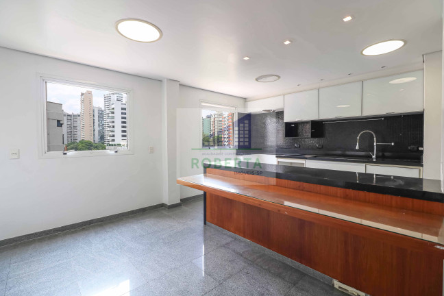 Imagem Apartamento com 3 Quartos à Venda, 300 m² em Real Parque - São Paulo Imagem Apartamento com 3 Quartos à Venda, 300 m² em Real Parque - São Paulo