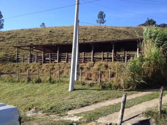 Imagem Chácara com 3 Quartos à Venda, 100 m² em Centro - Paraibuna Imagem Chácara com 3 Quartos à Venda, 100 m² em Centro - Paraibuna