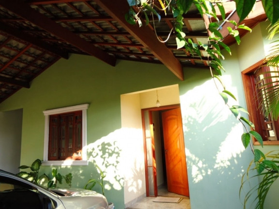 Imagem Casa com 3 Quartos à Venda, 300 m² em Prol. Jd. St. Maria - Jacareí Imagem Casa com 3 Quartos à Venda, 300 m² em Prol. Jd. St. Maria - Jacareí