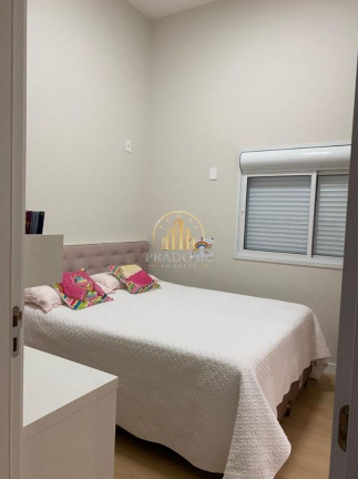 Imagem Casa com 3 Quartos à Venda, 1 m² em Glória - Joinville Imagem Casa com 3 Quartos à Venda, 1 m² em Glória - Joinville