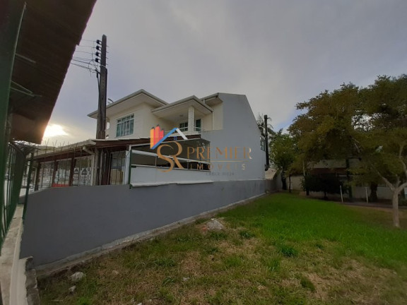 Imagem Imóvel com 4 Quartos à Venda, 221 m² em Trindade - Florianópolis Imagem Imóvel com 4 Quartos à Venda, 221 m² em Trindade - Florianópolis