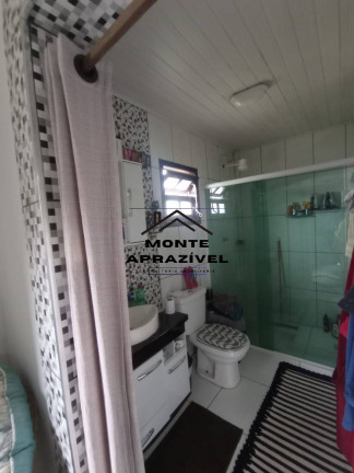 Chácara com 4 Quartos à Venda, 1.200 m² em Mogi Das Cruzes