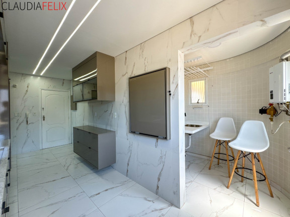 Imagem Imóvel com 3 Quartos à Venda, 272 m² em Canto Do Forte - Praia Grande Imagem Imóvel com 3 Quartos à Venda, 272 m² em Canto Do Forte - Praia Grande