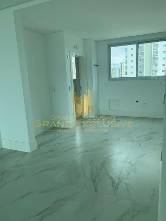 Imagem Apartamento com 3 Quartos à Venda, 151 m² em Centro - Balneário Camboriú Imagem Apartamento com 3 Quartos à Venda, 151 m² em Centro - Balneário Camboriú