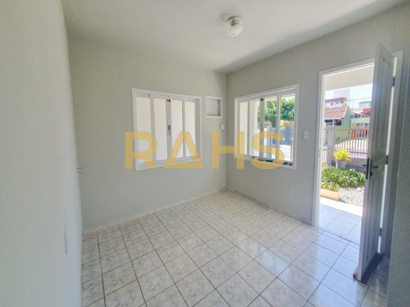 Imagem Casa com 3 Quartos à Venda, 123 m² em Costa E Silva - Joinville