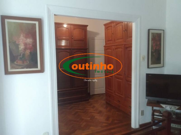 Imagem Casa com 4 Quartos à Venda, 226 m² em Tijuca - Rio De Janeiro Imagem Casa com 4 Quartos à Venda, 226 m² em Tijuca - Rio De Janeiro