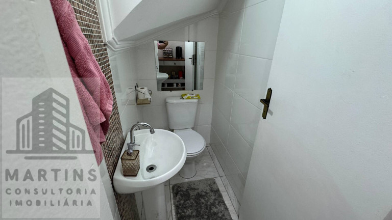 Imagem Casa com 2 Quartos à Venda, 60 m² em Guilhermina - Praia Grande Imagem Casa com 2 Quartos à Venda, 60 m² em Guilhermina - Praia Grande