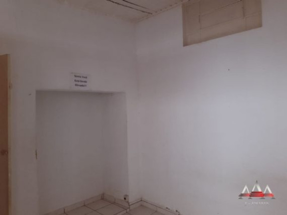 Imagem Casa com 1 Quarto à Venda, 400 m² em Centro - Cuiabá Imagem Casa com 1 Quarto à Venda, 400 m² em Centro - Cuiabá