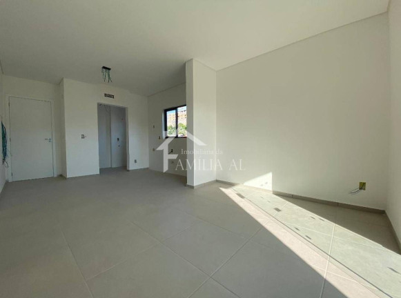 Imagem Apartamento com 2 Quartos à Venda, 70 m² em Costa E Silva - Joinville
