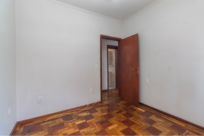 Imagem Apartamento com 3 Quartos à Venda, 67 m² em Rio Branco - Porto Alegre Imagem Apartamento com 3 Quartos à Venda, 67 m² em Rio Branco - Porto Alegre