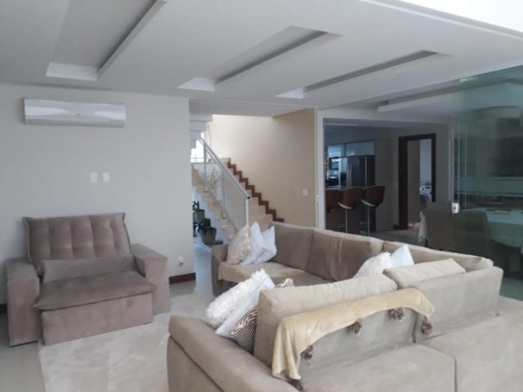 Imagem Casa com 4 Quartos à Venda, 344 m² em Pimenteiras - Teresópolis Imagem Casa com 4 Quartos à Venda, 344 m² em Pimenteiras - Teresópolis