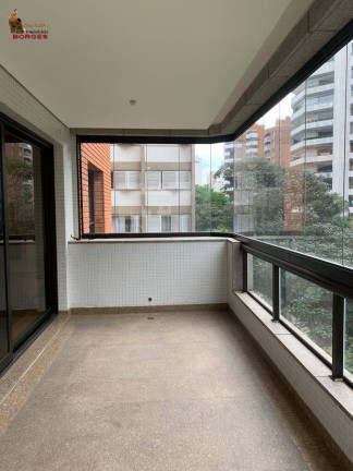 Imagem Apartamento com 4 Quartos à Venda, 335 m² em Moema - São Paulo Imagem Apartamento com 4 Quartos à Venda, 335 m² em Moema - São Paulo