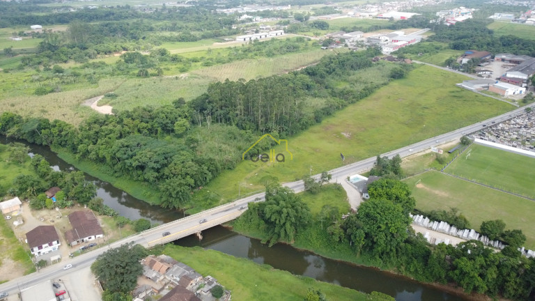 Imagem Terreno à Venda, 43.000 m² em Zona Industrial Norte - Joinville Imagem Terreno à Venda, 43.000 m² em Zona Industrial Norte - Joinville