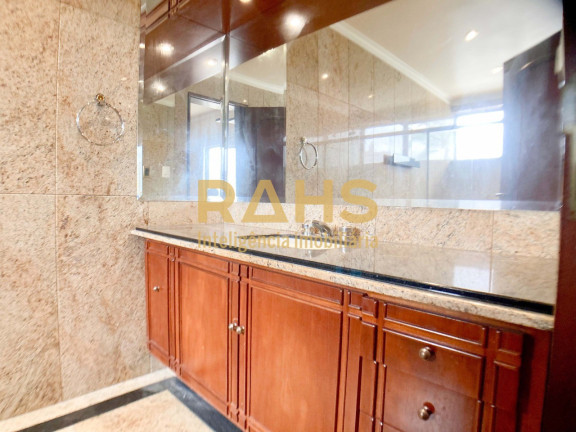 Imagem Apartamento com 4 Quartos à Venda, 361 m² em Anita Garibaldi - Joinville