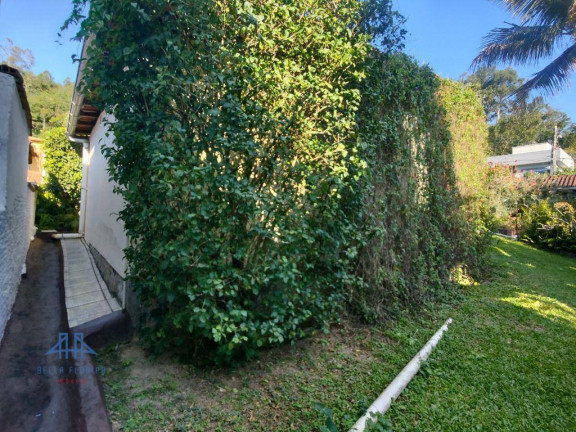 Imagem Casa com 4 Quartos à Venda, 186 m² em Sambaqui - Florianópolis Imagem Casa com 4 Quartos à Venda, 186 m² em Sambaqui - Florianópolis