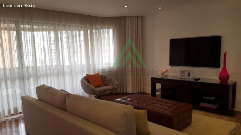Imagem Casa com 5 Quartos à Venda, 275 m² em Campo Belo - São Paulo