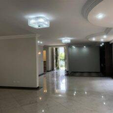 Imagem Casa com 4 Quartos para Alugar, 530 m² em Alphaville Residencial Dois - Barueri