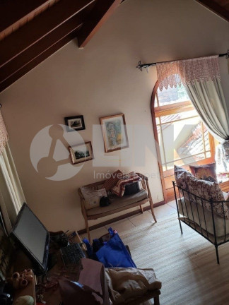 Imagem Casa com 4 Quartos à Venda, 236 m² em Agronomia - Porto Alegre