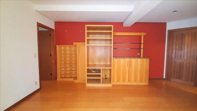 Imagem Imóvel com 2 Quartos à Venda, 74 m² em Santana - Porto Alegre Imagem Imóvel com 2 Quartos à Venda, 74 m² em Santana - Porto Alegre