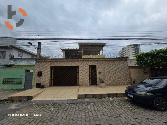 Casa com 3 Quartos à Venda, 213 m² em Califórnia - Nova Iguaçu