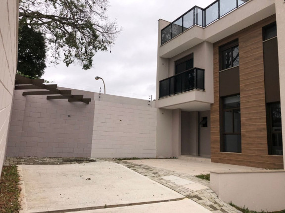 Sobrado com 3 Quartos à Venda, 178 m² em Bom Retiro - Curitiba