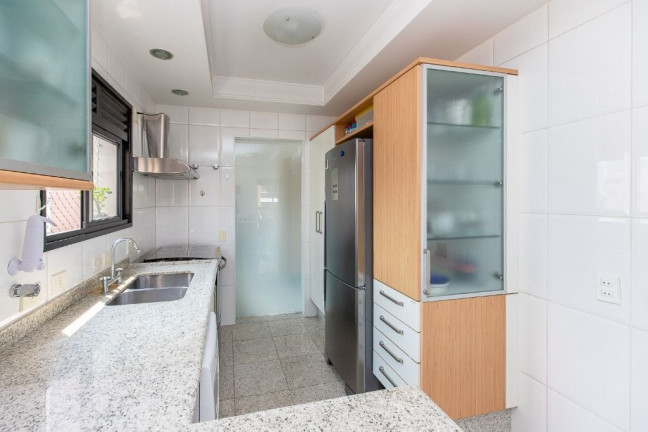 Imagem Apartamento com 3 Quartos à Venda, 161 m² em Moema - São Paulo