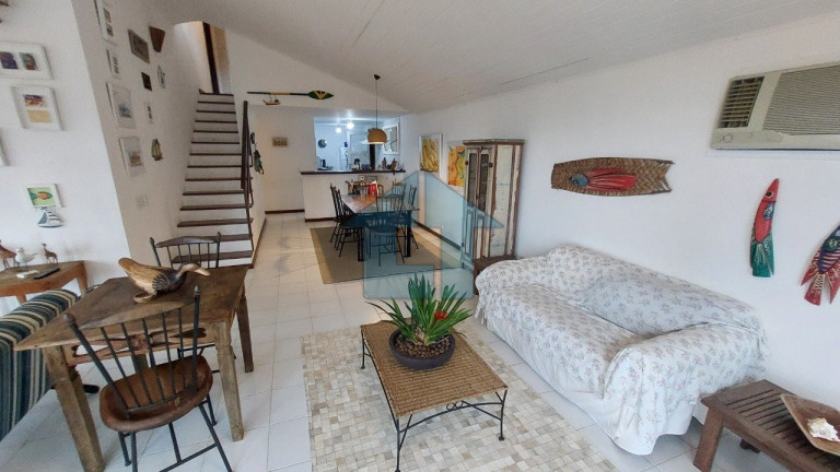 Imagem Casa com 5 Quartos para Alugar, em Marinas - Angra Dos Reis Imagem Casa com 5 Quartos para Alugar, em Marinas - Angra Dos Reis