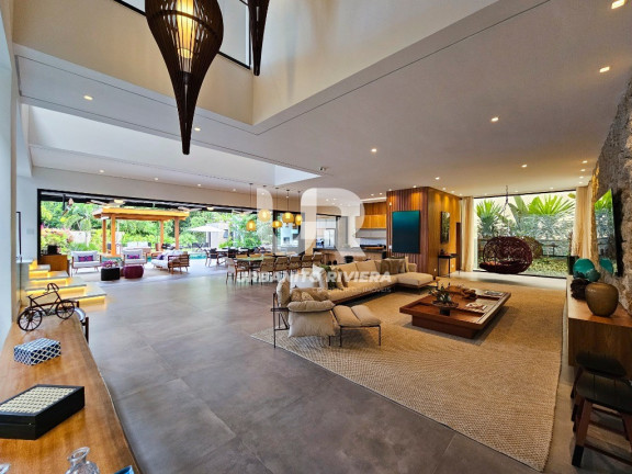 Imagem Casa com 6 Quartos à Venda, 855 m² em Riviera | Módulo 12 - Bertioga Imagem Casa com 6 Quartos à Venda, 855 m² em Riviera | Módulo 12 - Bertioga